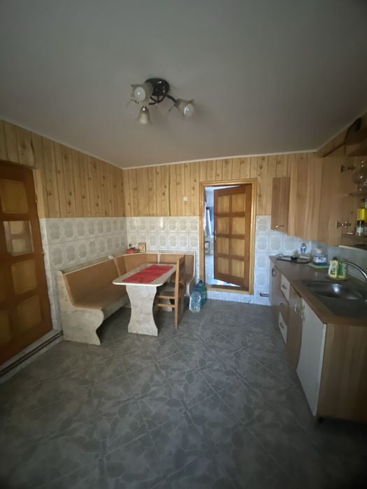 Casă de vânzare