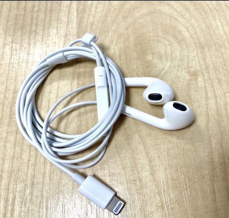 Original earpods naushnniki