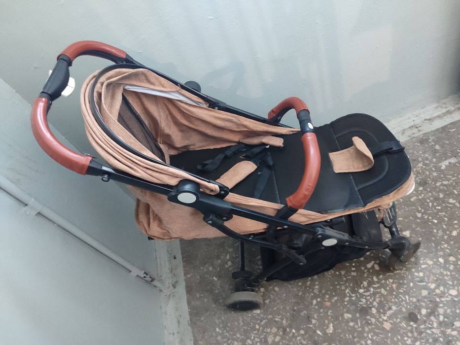 Продам детскую коляску