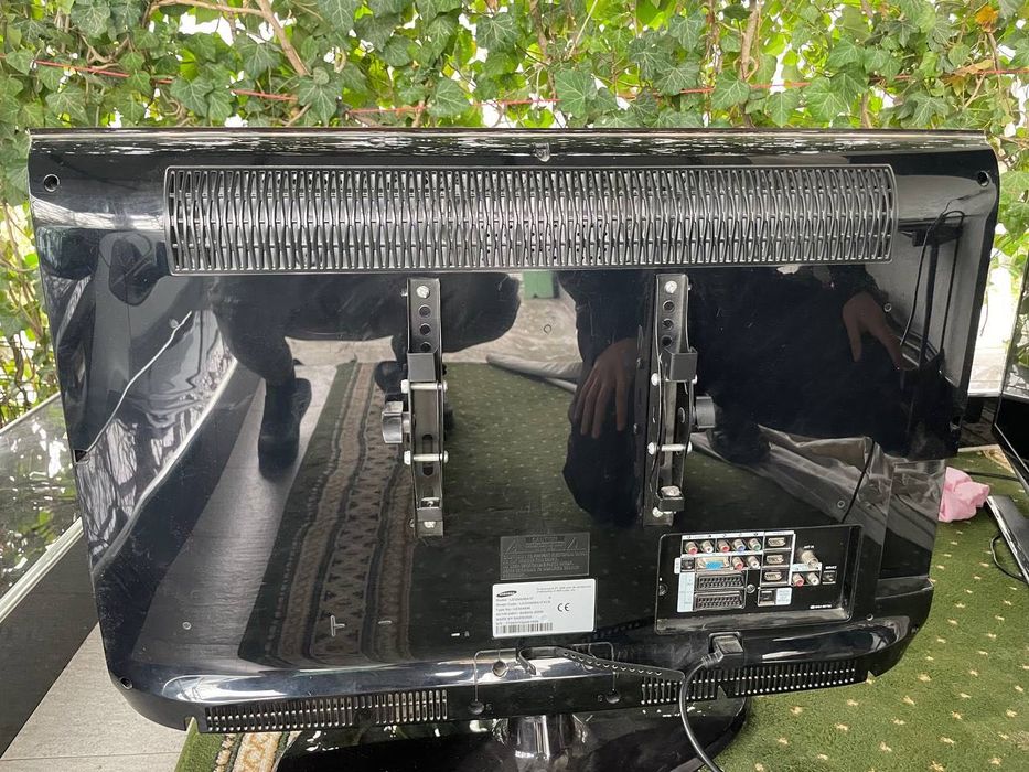 Samsung: LE32A656A1F         S