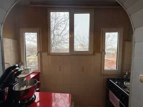 Дархан 40м2 1/4/9 Срочно Балкон 1/7