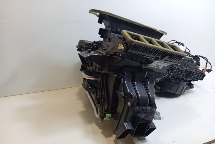 Aeroterma Ansamblu sistem climatizare 5WB816005F Audi A3 a 4-a genera