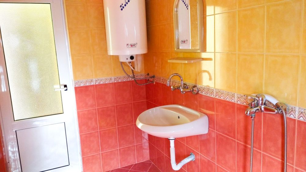 На море в Семейна къща "Мари" - Китен