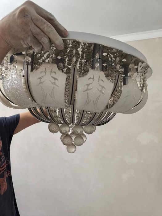 Люстрый хорошие