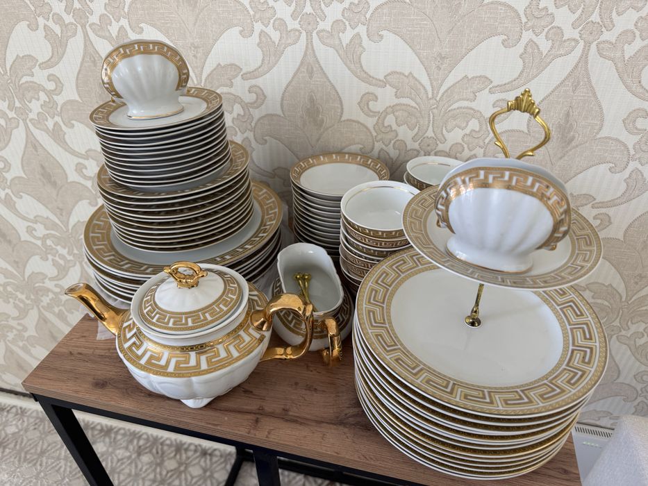 Продам набор посуды 12 персон