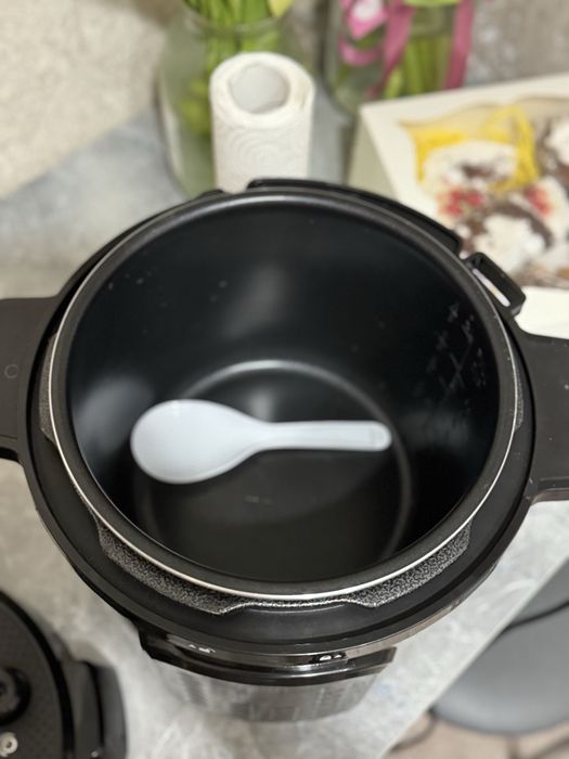 Продам мультиварку