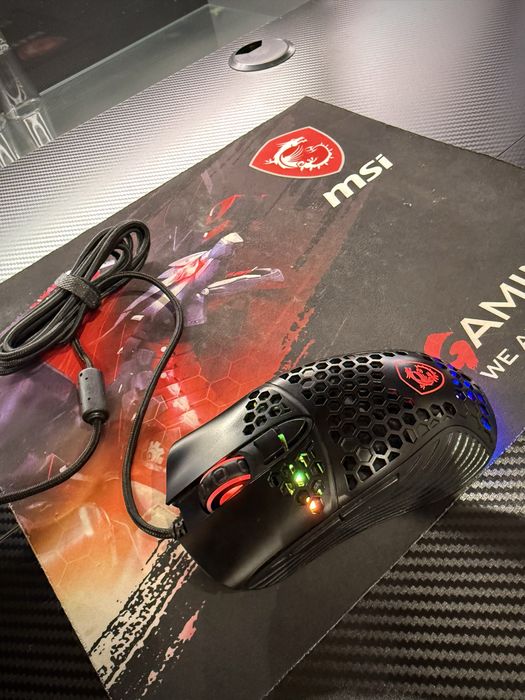 Лаптоп MSI Stealth 14 + Подарък мишка MSI M99