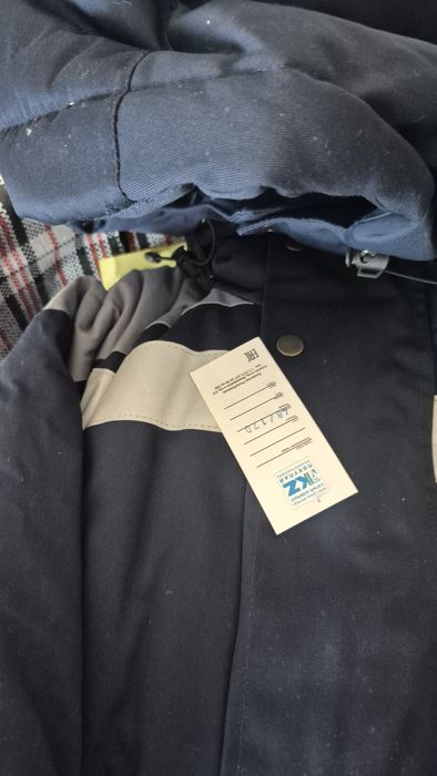 Продается спецодежда. куртка и комбинезон..