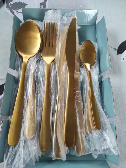 Прибори за хранене