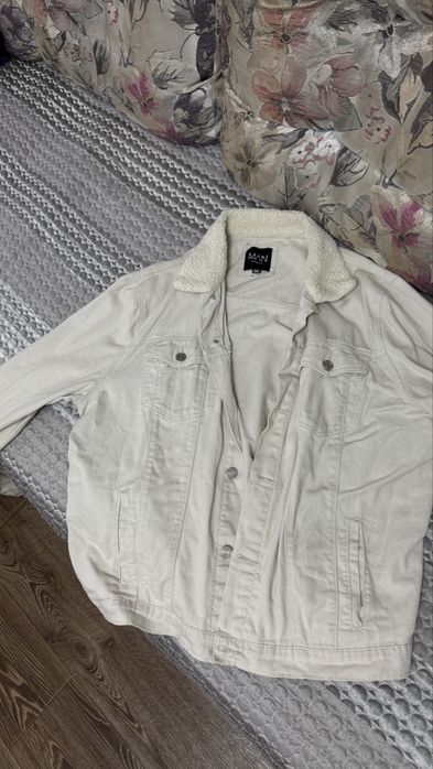 Джинсовка белая тонкая