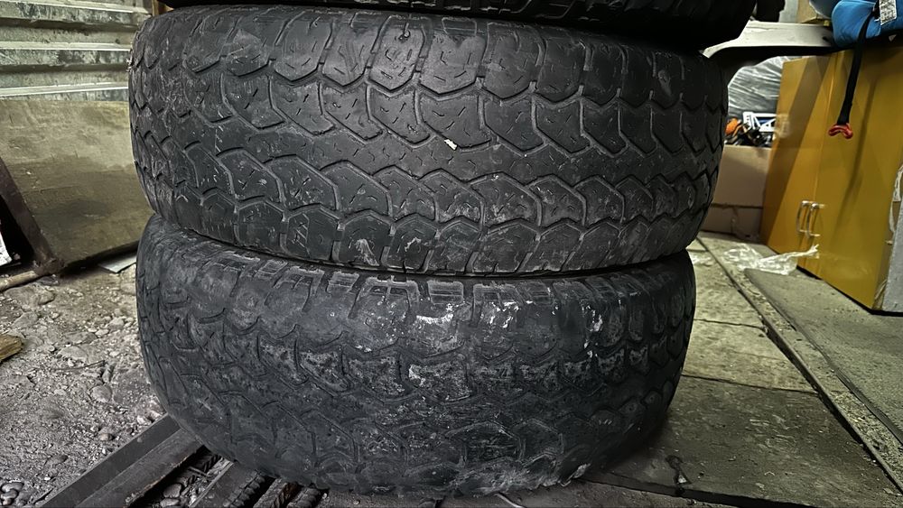 Шины летние 265/75 R16 б/у