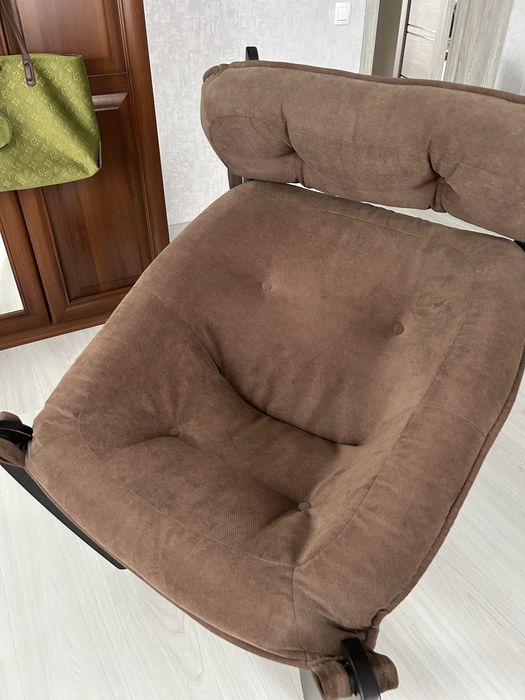 Продам кресло удобное