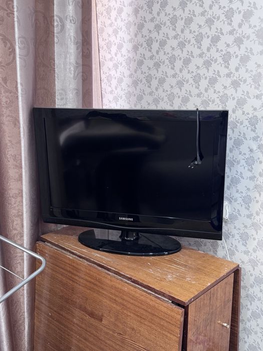 Телевизор samsung