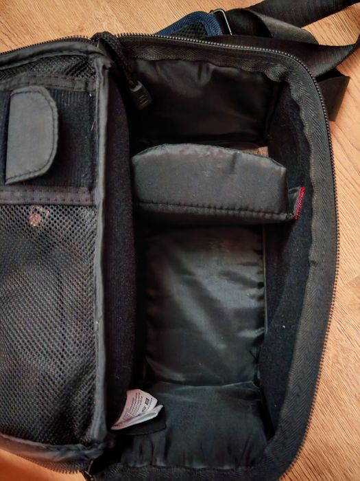 Продавам фотоапарат Canon EOS 800D с 3 обектива