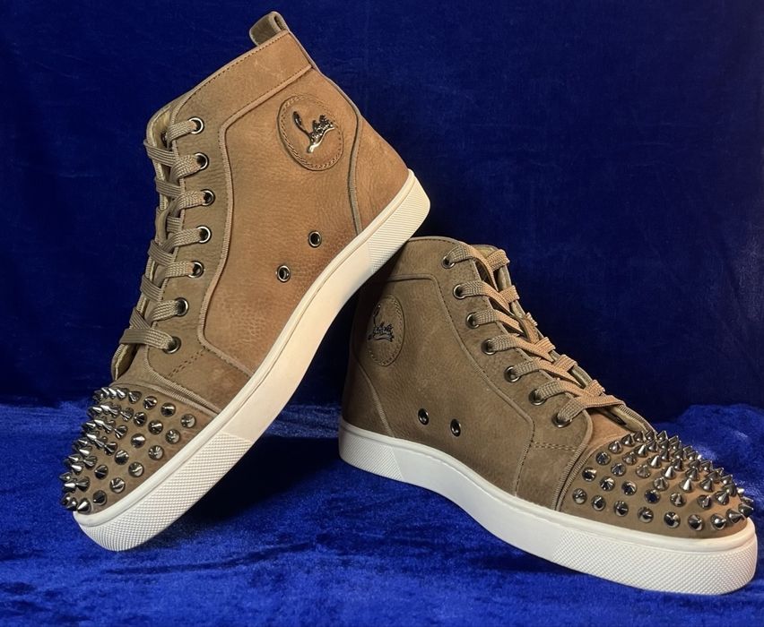 Christian Louboutin Autentic 40