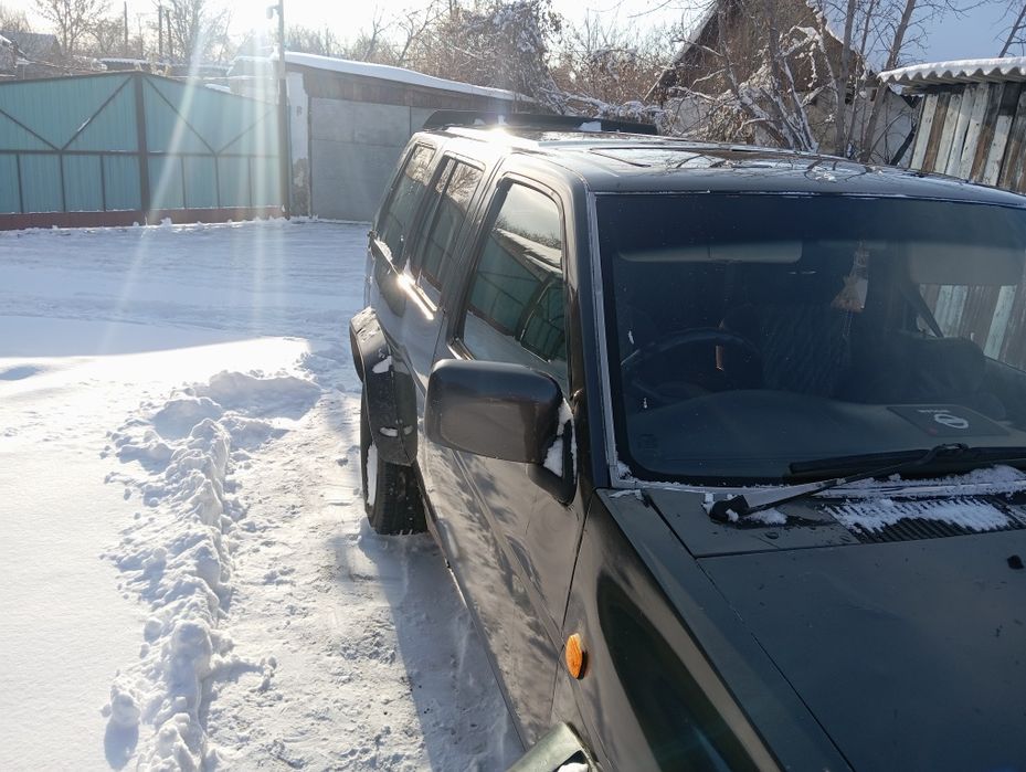 Ниссан Террано 1