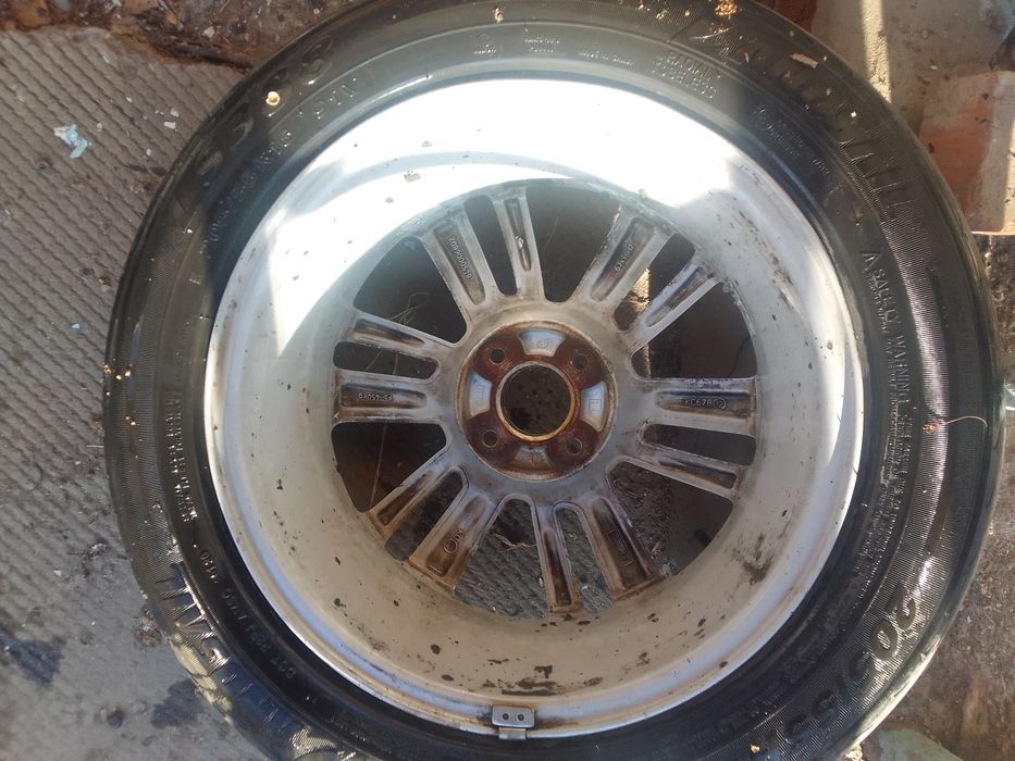 Продам 4 колеса с т/дисками на весту