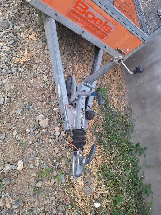 Remorca Atec 1300 kg cu sistem de franare