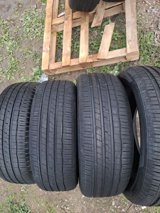 Продам шины. 225/55/19 ханкук