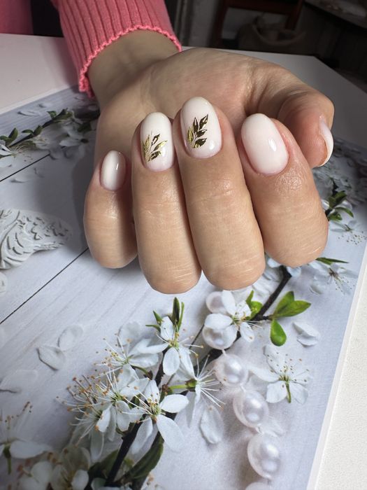 Маникюр , укрепление, покрытие гель лаком.Сергели Строитель 12ст метро