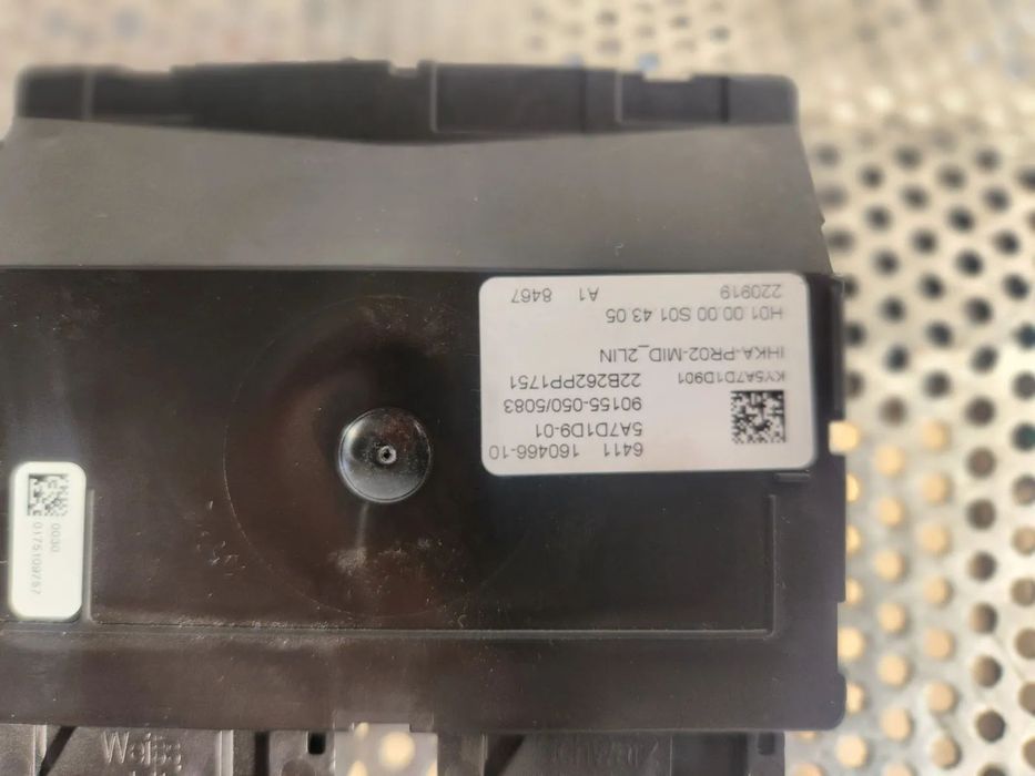 Modul Control Clima Bmw G20 G21 G22 G23 G42 Cod 5A7D1D9 Dezmembrez Bmw - Dezmembrari Arad