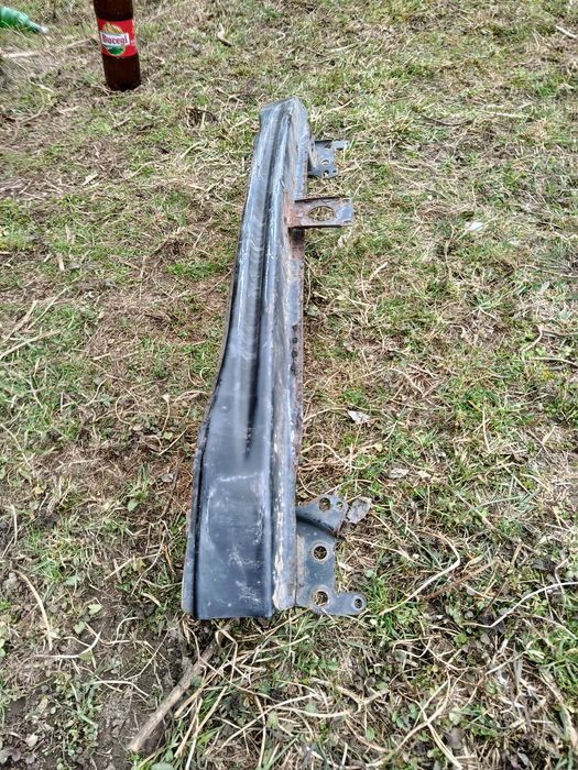 Armătură față golf 5