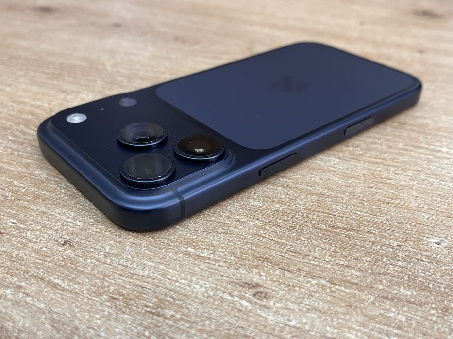 iPhone 17 Pro 256GB На 2 Зареждания Гаранция