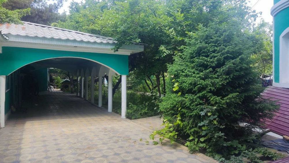 Дом Юнусабадксий р-н. у реки (ориентир - Зоопарк)