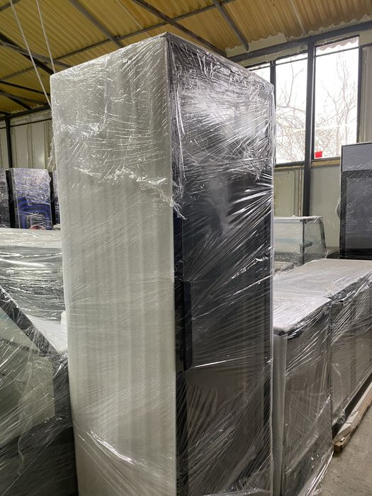 Vitrina frigorica verticala