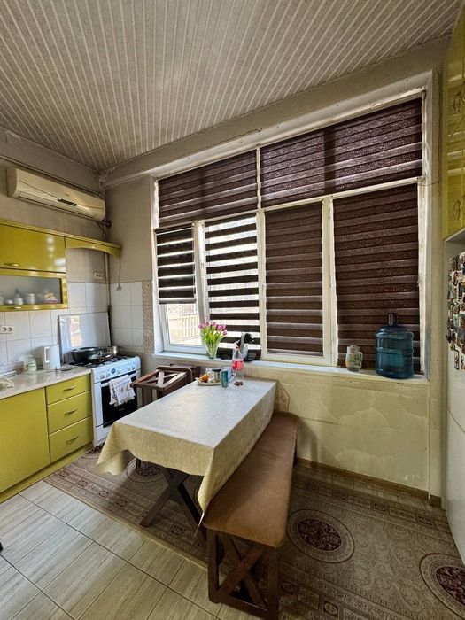 Срочно продается 3в4 ком квартира, ориентир: улица Лабзак, 86м²