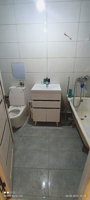 Срочно Продам квартиру 3 комнатную квартиру