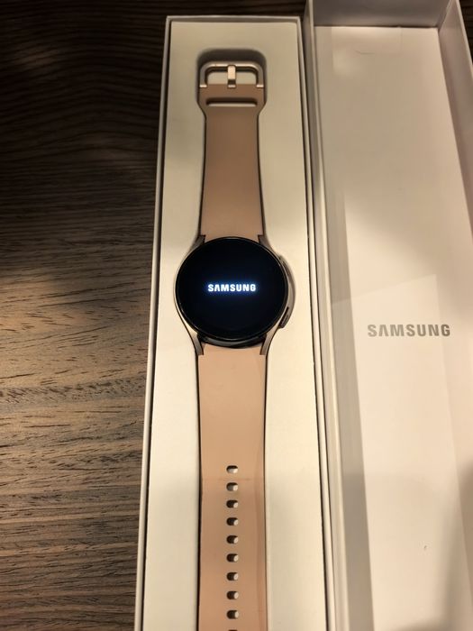 Samsung Galaxy Watch 4 40mm Pink Gold