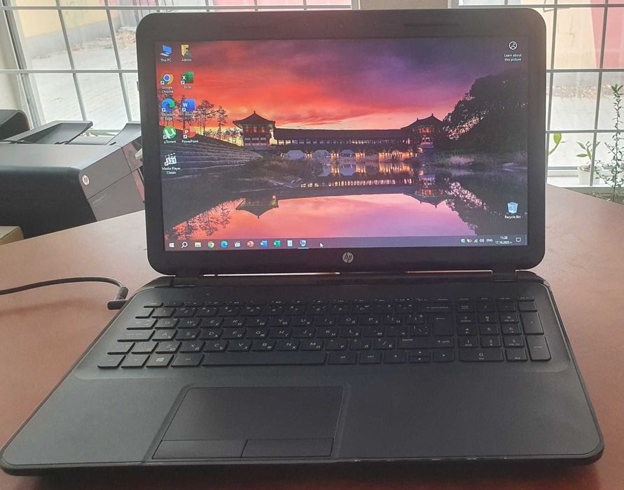 лаптoп notebook за ИГРИ TV филми музика мрежи HP DELL Lenovo Acer Asus