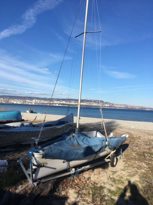 Ветроходна лодка Topper ISO