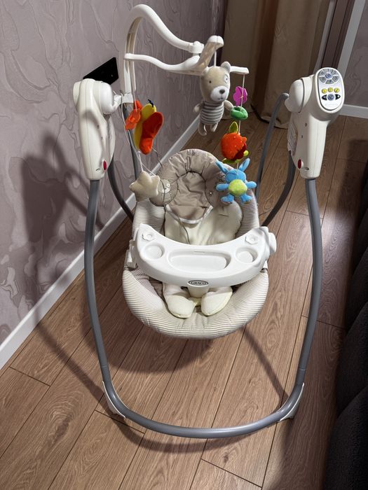 Шезлонг-качеля Graco