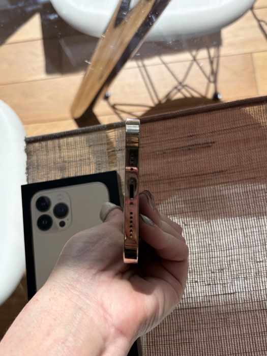 Iphone 13 Pro max златен