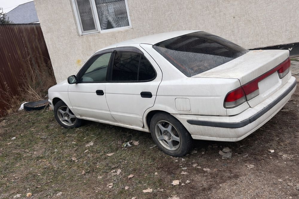 Машина разбор nissan sanny