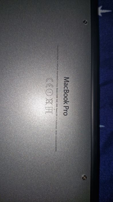 Laptop MacBook Pro Mid 2015