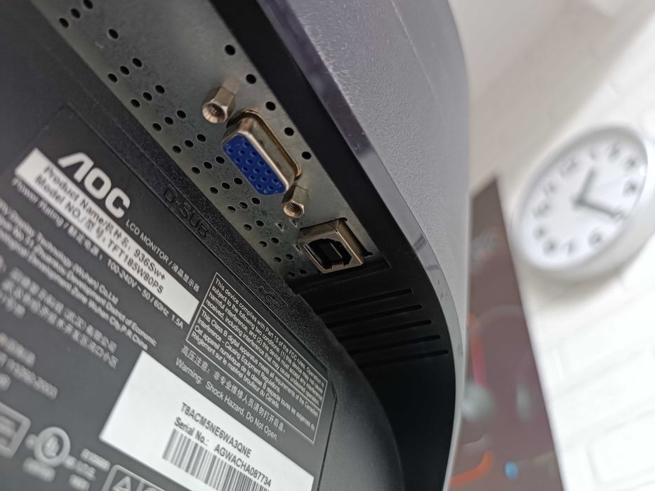 Монитор 19 дюймов в отличном состоянии