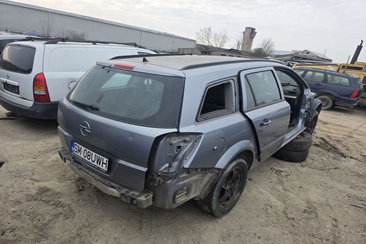 Capota motor Opel Astra 2008 1.7 CDTI MT (110 hp)