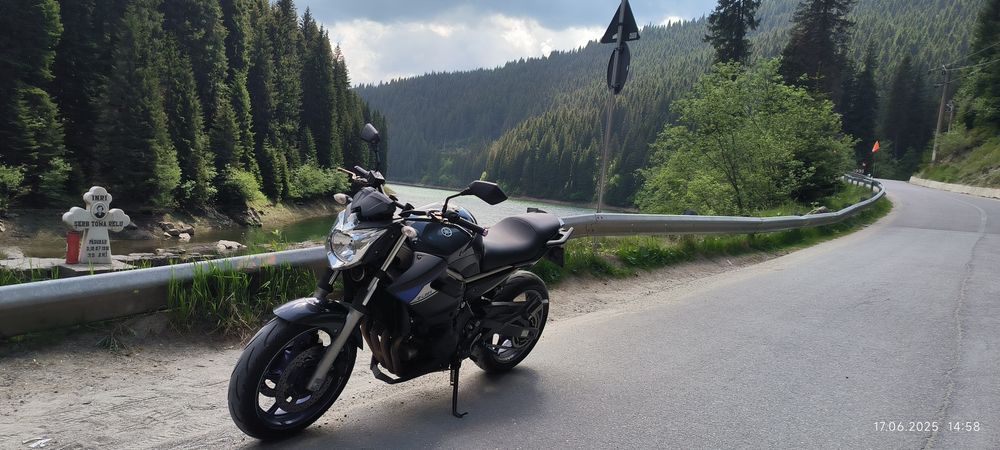 Vand Yamaha XJ6N 2015