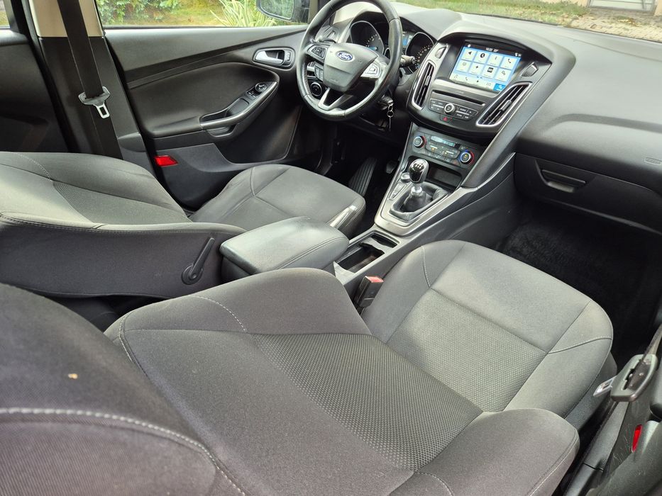 FORD Focus 2017 — imagine 5