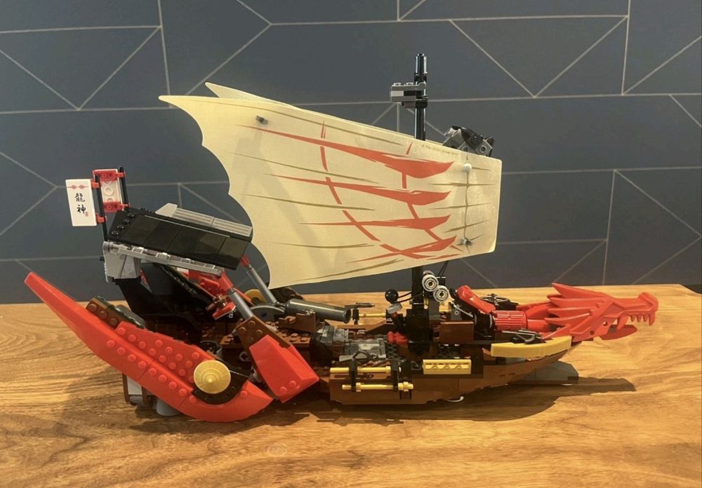 Lego 9446- Destiny's bounty