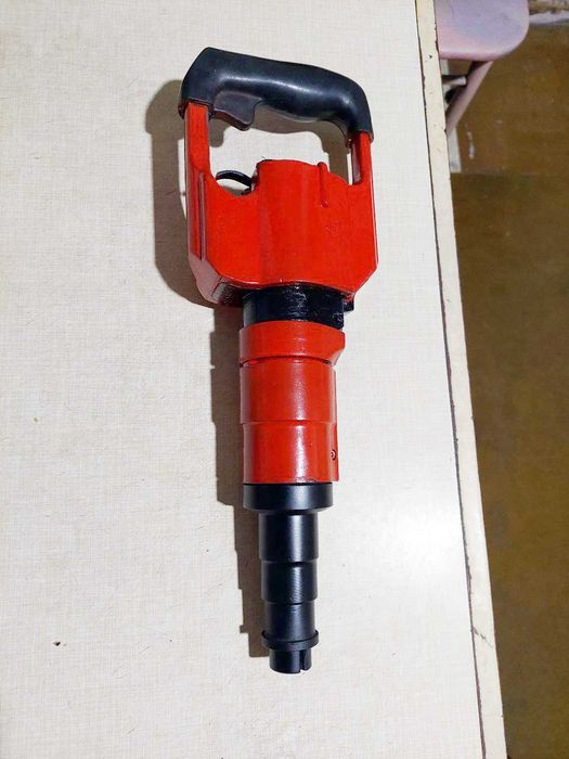 Монтажный   строительный ПИСТОЛЕТ ПЦ 84