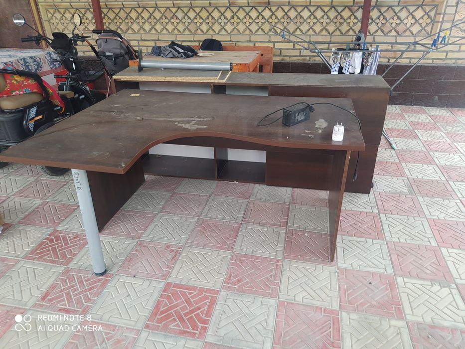 Стол для дома и офиса