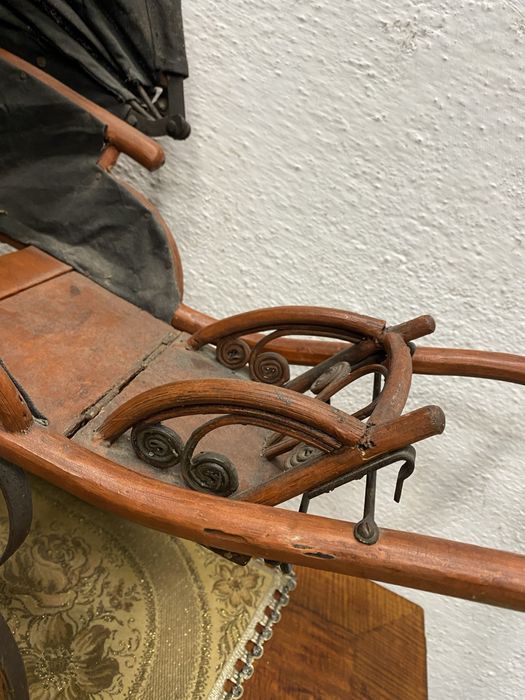 Стара детска количка от франция