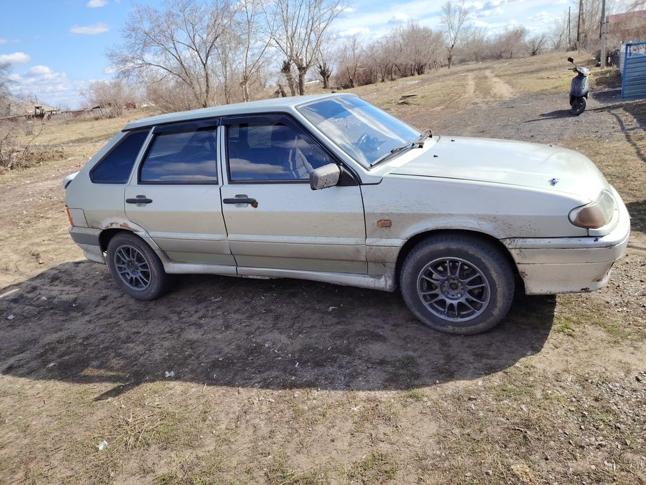 Продам ваз 2114 объём 1.6