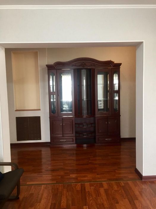 Сдам 3 км. квартиру, пр. Кунаева