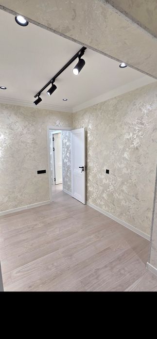 Своя Метро Ойбек