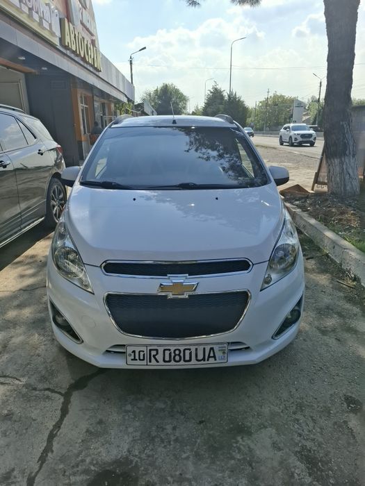 Chevrolet spark 2015